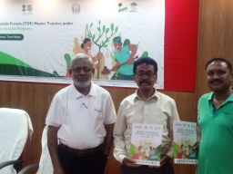 Trees Outside Forests in India - TOFI